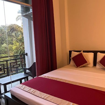 Kandy Rivers Edge Nature Resort Εξωτερικό φωτογραφία