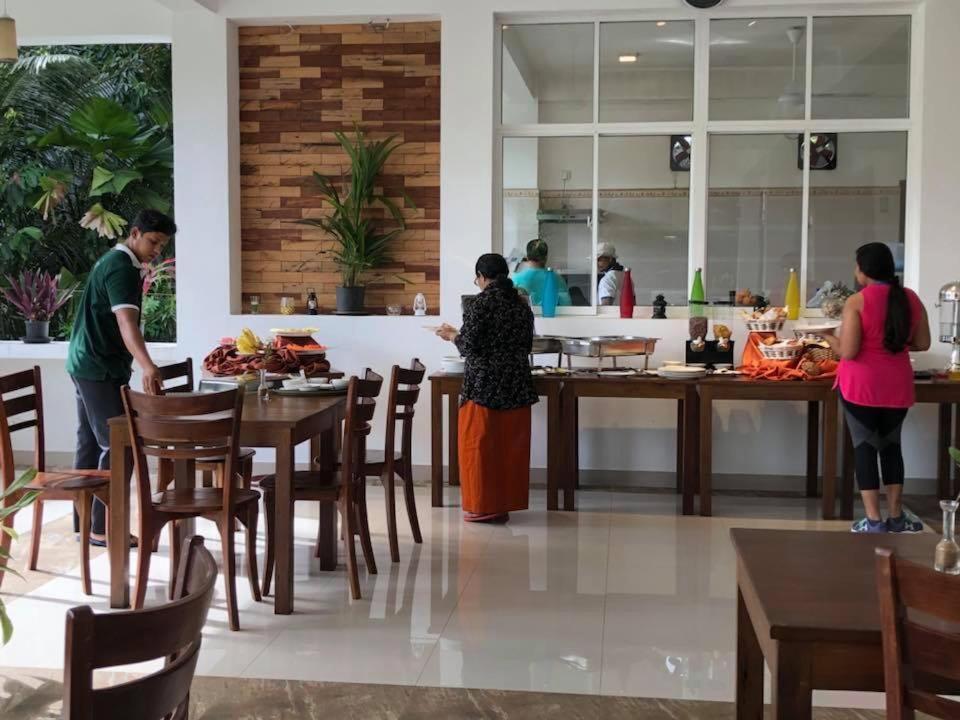 Kandy Rivers Edge Nature Resort Εξωτερικό φωτογραφία