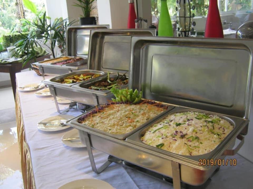Kandy Rivers Edge Nature Resort Εξωτερικό φωτογραφία